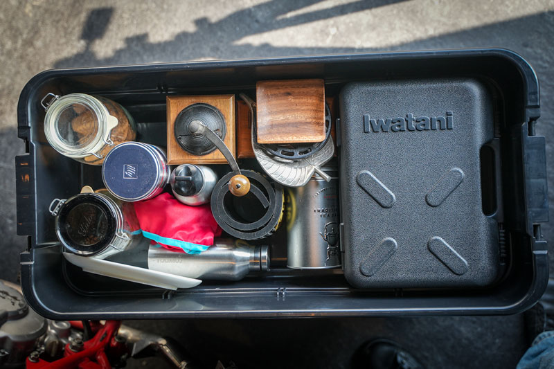 トランクカーゴのキャンプ道具収納方法