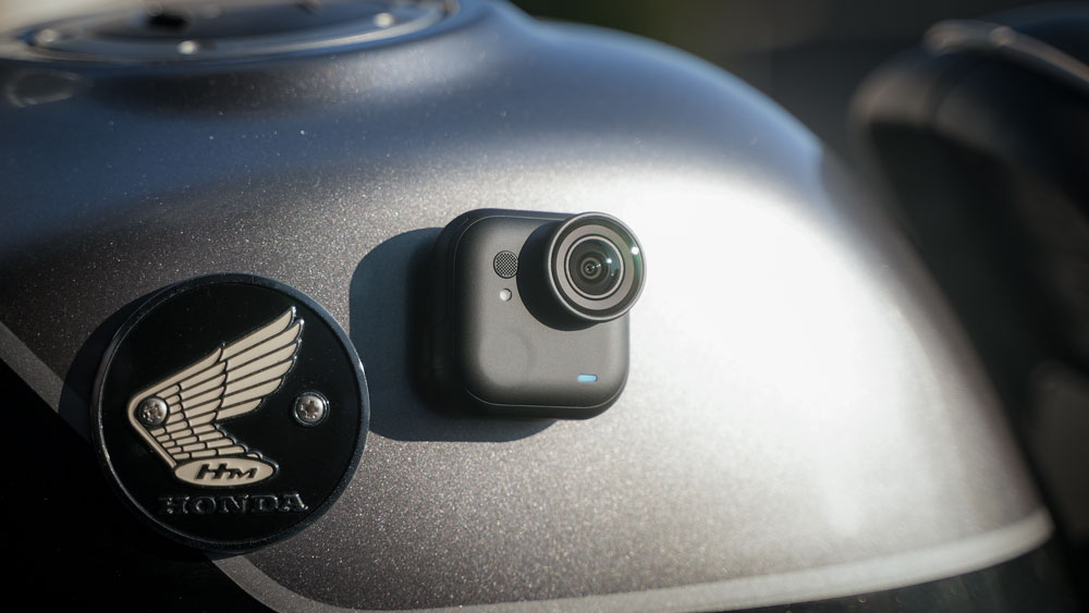 Insta360 GO Ultraとバイク