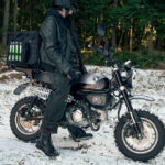 モンキー125に大型シートバッグでキャンプ